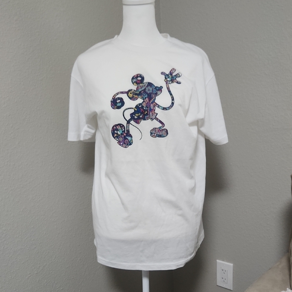 Vera BradleyMickey Paisley T-Shirt - Picture 2 of 5